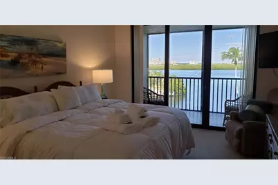 15 Bluebill Ave #406, Naples, FL 34108 - Photo 9