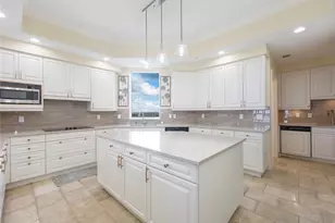 7575 Pelican Bay Blvd, Naples, FL 34108 - Photo 11