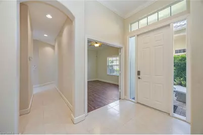 917 Vistana Cir #6, Naples, FL 34119 - Photo 3