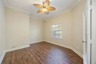 917 Vistana Cir, Naples, FL 34119 - Photo 11
