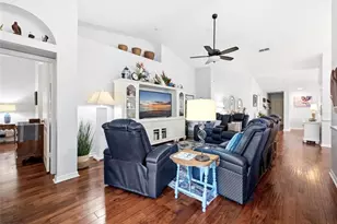 2165 Hawksridge Dr, Naples, FL 34105 - Photo 9