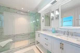 2905 Gulf Shore Blvd N, Naples, FL 34103 - Photo 9