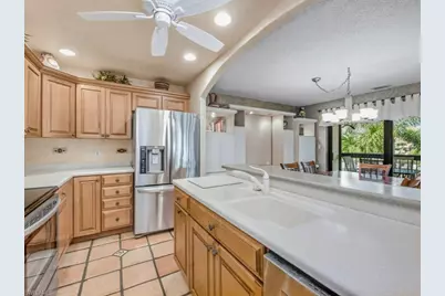 525 Seaview Ct #M4, Marco Island, FL 34145 - Photo 7