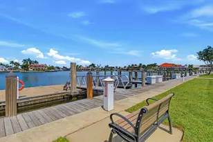 525 Seaview Ct, Marco Island, FL 34145 - Photo 25