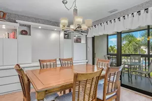 525 Seaview Ct, Marco Island, FL 34145 - Photo 5