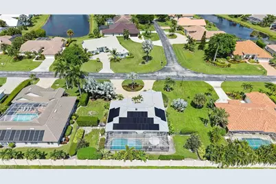28910 Winthrop Cir, Bonita Springs, FL 34134 - Photo 41