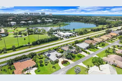 28910 Winthrop Cir, Bonita Springs, FL 34134 - Photo 47
