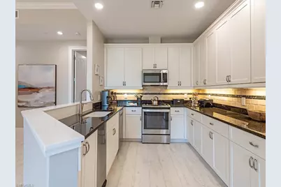 627 6th Ave S #B-302, Naples, FL 34102 - Photo 5