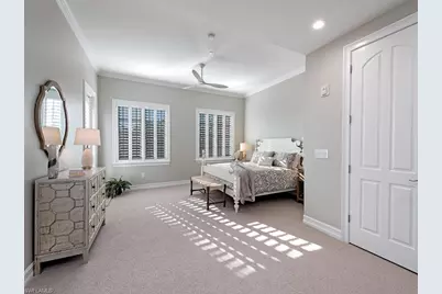 627 6th Ave S #B-302, Naples, FL 34102 - Photo 7