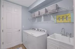 14663 Edgewater Cir, Naples, FL 34114 - Photo 19