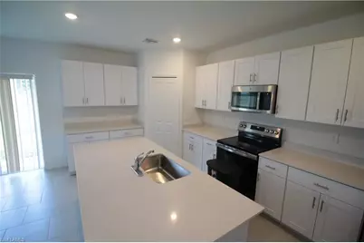 19619 Fairhill Ct, Lehigh Acres, FL 33974 - Photo 15