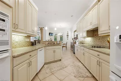 3626 Grand Cypress Dr, Naples, FL 34119 - Photo 5
