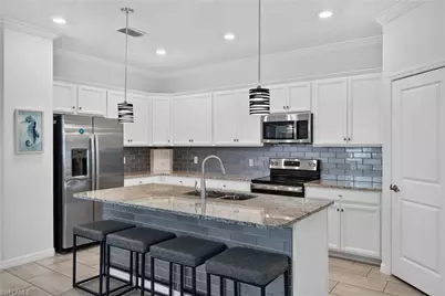 11550 Shady Palm Way, Fort Myers, FL 33913 - Photo 7