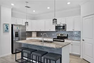 11550 Shady Palm Wy, Fort Myers, FL 33913 - Photo 7