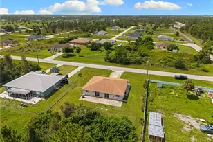 909/911 Jaguar Blvd, Lehigh Acres, FL 33974 - Photo 29