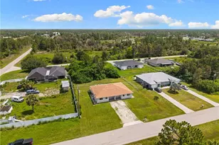 909/911 Jaguar Blvd, Lehigh Acres, FL 33974 - Photo 27