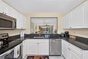 737 Landover Ct, Naples, FL 34104 - Photo 13