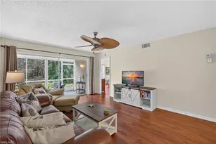 737 Landover Ct, Naples, FL 34104 - Photo 3