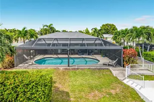 928 SW 52nd St, Cape Coral, FL 33914 - Photo 35