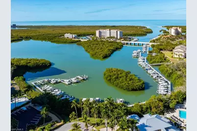 798 Wiggins Bay Dr, Naples, FL 34110 - Photo 41