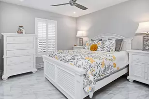 798 Wiggins Bay Dr, Naples, FL 34110 - Photo 21
