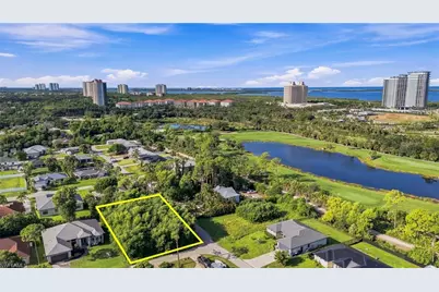 4665 Santiago Ln, Bonita Springs, FL 34134 - Photo 5
