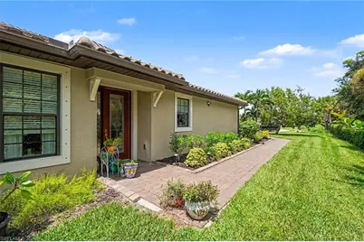 8004 Calle Canovas Ct, Naples, FL 34114 - Photo 3