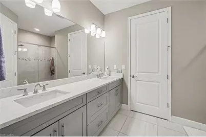 8004 Calle Canovas Ct, Naples, FL 34114 - Photo 15