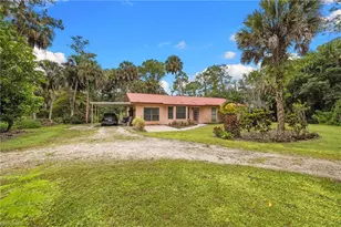 191 4th St NE, Naples, FL 34120 - Photo 37