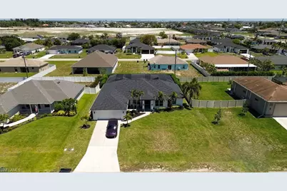19 NW 13th Pl, Cape Coral, FL 33993 - Photo 43