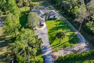 390 35th Ave NE, Naples, FL 34120 - Photo 17