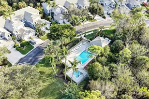 882 Carrick Bend Cir, Naples, FL 34110 - Photo 37