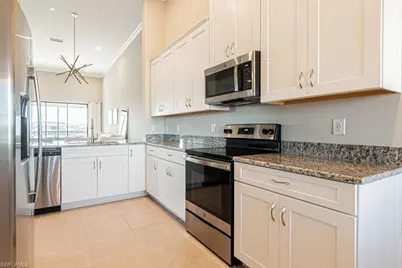 9402 Pocida Ct #201, Naples, FL 34119 - Photo 5