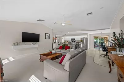 3007 SW 26th Ct, Cape Coral, FL 33914 - Photo 35