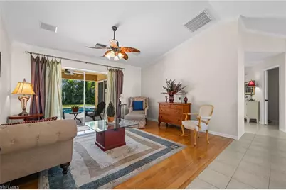 3007 SW 26th Ct, Cape Coral, FL 33914 - Photo 11