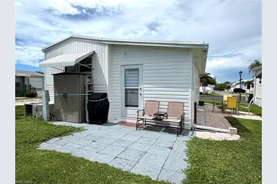 20081 Cumberland Ct, Estero, FL 33928 - Photo 3