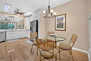 528 Lake Louise Cir, Naples, FL 34110 - Photo 3