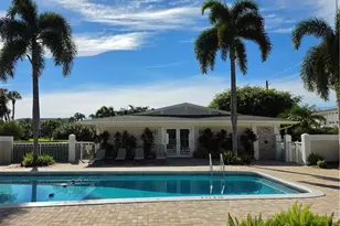 466 12th Ave S, Naples, FL 34102 - Photo 27