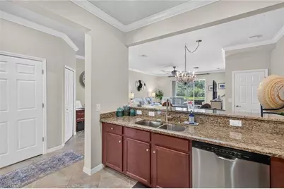 10200 Via Colomba Cir, Fort Myers, FL 33966 - Photo 11
