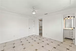 1195 Clam Ct, Naples, FL 34102 - Photo 9