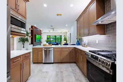 4446 Crimson Ave, Naples, FL 34119 - Photo 11