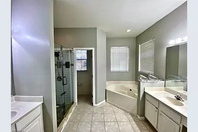 74 Burnt Pine Dr, Naples, FL 34119 - Photo 23