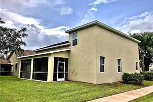 74 Burnt Pine Dr, Naples, FL 34119 - Photo 5