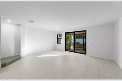 27806 Solis Grande Dr, Bonita Springs, FL 34135 - Photo 11