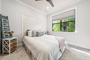 7670 Jacaranda Ln, Naples, FL 34114 - Photo 23
