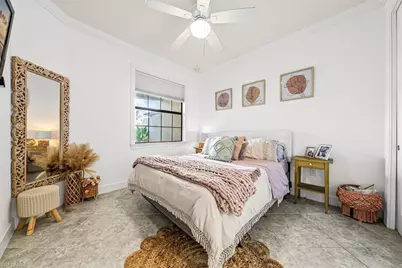 7670 Jacaranda Ln, Naples, FL 34114 - Photo 25