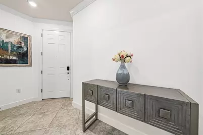 7670 Jacaranda Ln, Naples, FL 34114 - Photo 9