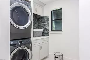 930 9th St S, Naples, FL 34102 - Photo 17