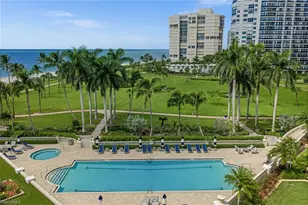 4021 Gulf Shore Blvd N, Naples, FL 34103 - Photo 5