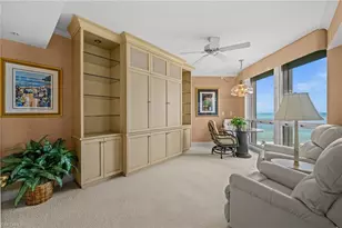 4021 Gulf Shore Blvd N, Naples, FL 34103 - Photo 11